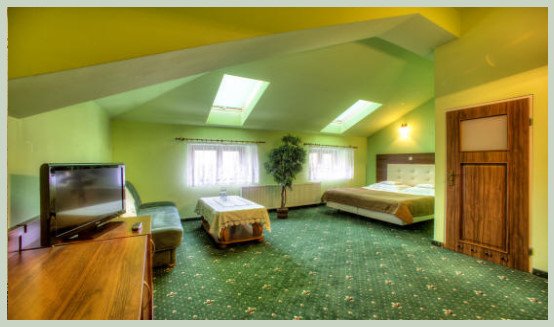 Hotel Sanok pokoje noclegi restauracja SPA Wellness wypoczynek w Polsce
